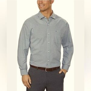 IZOD Mens Lightweight Soft-Washed Essentials Long Sleeve Cotton Dress Shirt